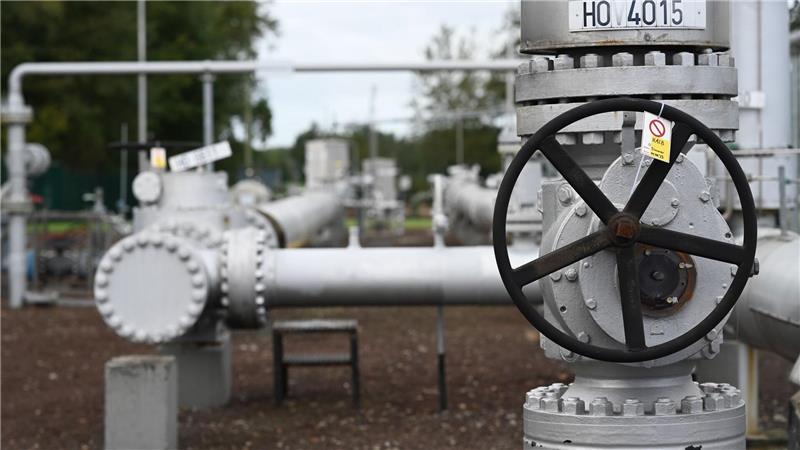 RWE liefert grünen Wasserstoff an Raffinerie Leuna Grüner Wasserstoff aus Lingen soll über das noch aufzubauende Kernnetz bis ins sachsen-anhaltische Leuna fließen. (Archivbild)