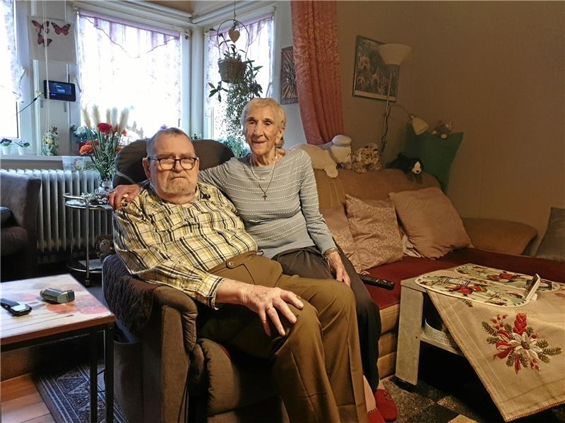 Sigrid und Günter Voges: Seit 65 Jahren immer zusammen Günter und Sigrid Voges feiern am Mittwoch ihre Eiserne Hochzeit. Auf dem Goslarer Schützenfest im Jahr 1956 funkt es zwischen den beiden. Foto: Fricke