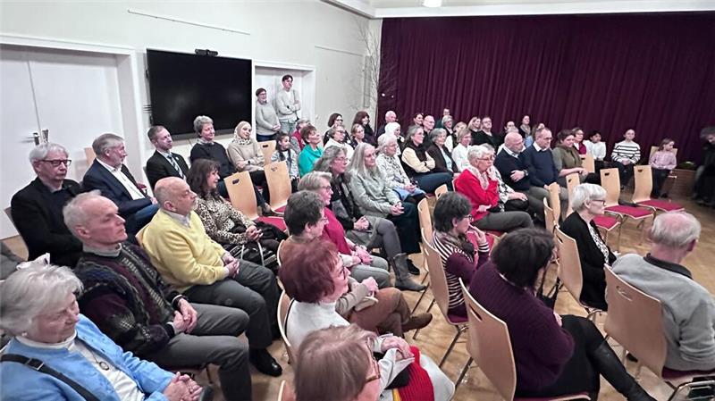 Warum engagieren sich so viele Bad Harzburger ehrenamtlich? Gut 70 der 120 Helferinnen und Helfer kommen zum Empfang ins Haus der Kirche.