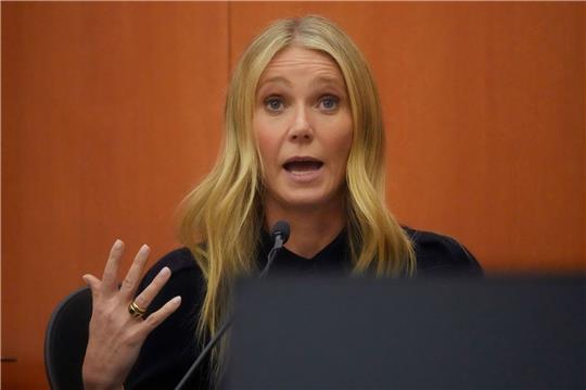 Gwyneth Paltrow sagt während ihres Prozesses aus.
