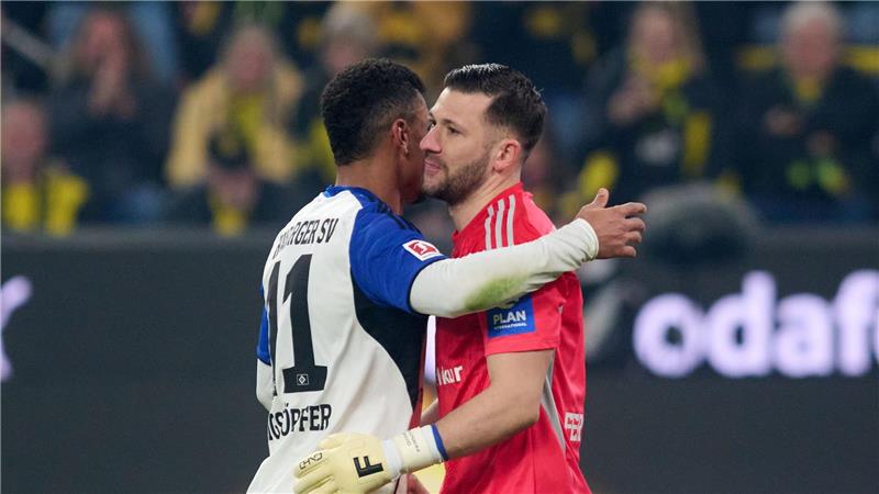 HSV-Keeper Heuer Fernandes war bester Mann bei den Gästen.