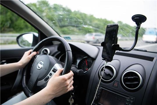 Hält das Netz - oder nicht? Auf deutschen Autobahnen bislang eine berechtigte Frage.