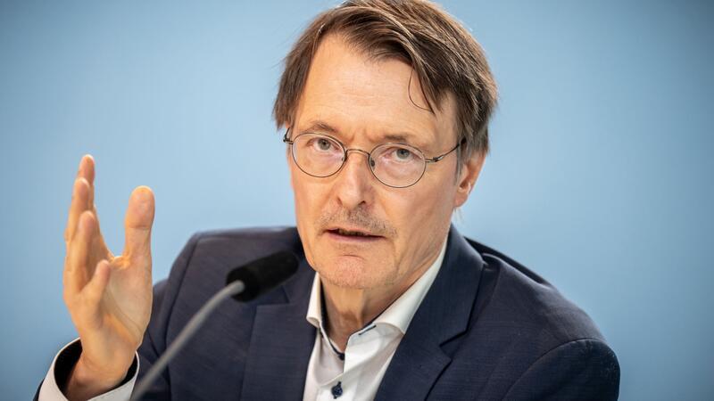 Kassenärzte für Strafgebühr bei ungenutzten Arztterminen Hält nichts von Strafgebühren: Karl Lauterbach