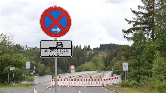 Halteverbot und keine Durchfahrt: Die einstige Zufahrt nach Schulenberg bleibt bis 2028 eine Sackgasse.