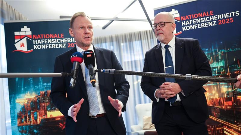 Erste nationale Hafensicherheitskonferenz in Hamburg Hamburg und Bremen wollen den Kampf gegen den internationalen Drogenhandel gemeinsam voranbringen.