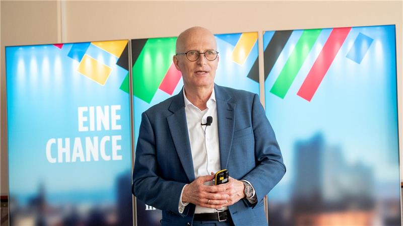Olympia-Referendum in Hamburg: Angst vor dem Déjà-vu Hamburgs Erster Bürgermeister Peter Tschentscher (SPD) engagierte sich für die Olympia-Idee. (Archivbild)