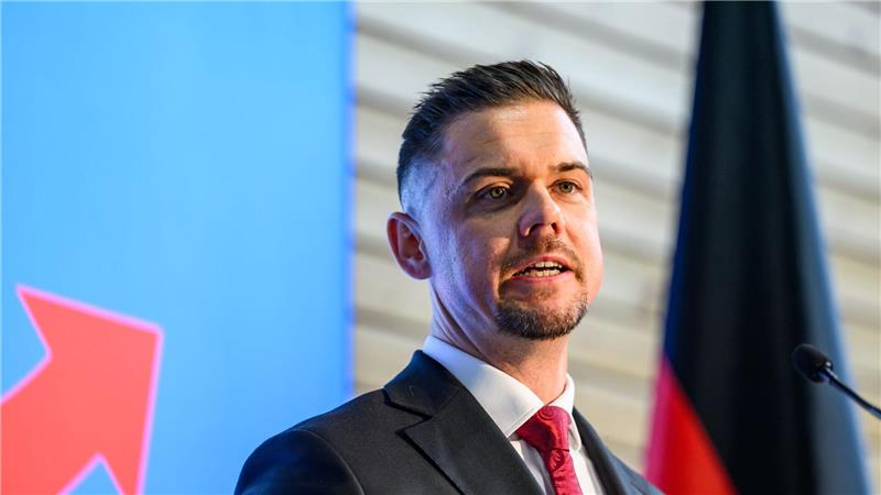Was bedeutet die neue Einstufung für die AfD? Hannes Gnauck war Vorsitzender der „Jungen Alternative“, die der Verfassungsschutz bereits als rechtsextremistisch eingestuft hatte. Im Herbst soll eine neue Jugendorganisation gegründet werden, die dann enger mit der Partei verbunden ist. (Archivfoto)