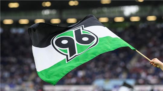 Hannover 96 berichtet über einen Rassismus-Vorfall beim Spiel seines Regionalliga-Teams. (Archivbild)