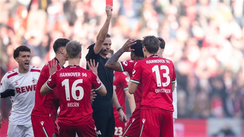 Hannover spielt in Unterzahl.
