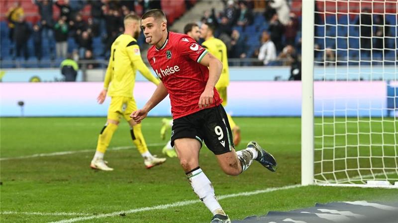 Hannovers Nicolo Tresoldi traf zum 2:2-Ausgleich.