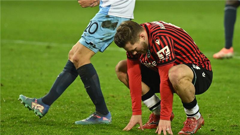 Letztes Heimspiel mit Mann? Hannover nur 0:0 gegen Bochum Hannovers Torjäger Benjamin Källman nach seinem vergebenen Strafstoß.