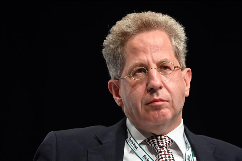 „Klarer Trennungsstrich”: CDU will Maaßen ausschließen Hans-Georg Maaßen (CDU) bei einer Veranstaltung in Suhl. Droht dem früheren Präsidenten des Bundesamts für Verfassungsschutz der Parteiausschluss?