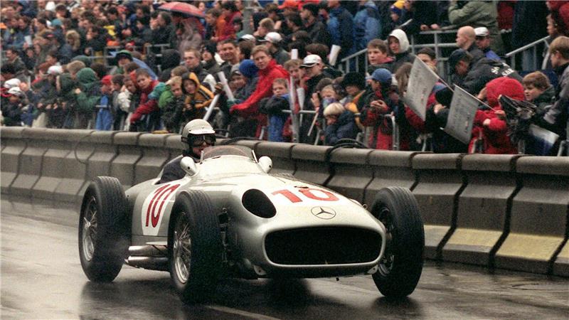 Hans Herrmann gilt als einer der größten Motorsport-Pioniere. (Archivfoto)