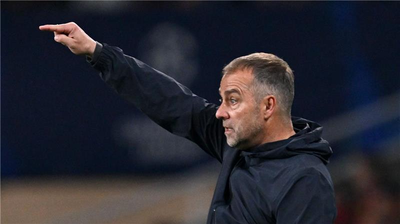 Hansi Flick bleibt wohl noch länger beim FC Barcelona