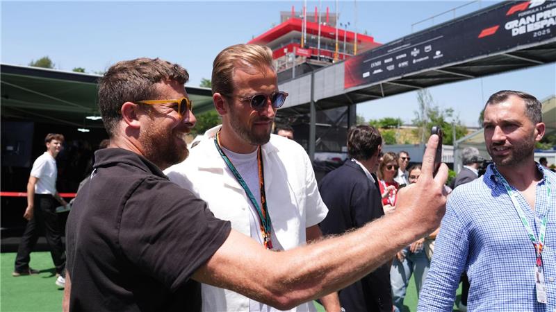 Alarm bei Red Bull: Verstappen droht Sperre nach Wut-Rennen Harry Kane drückte Landsmann Lando Norris die Daumen.