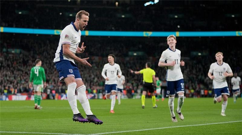 Kane führt England hoch - Haaland feiert, Rangnick trauert Harry Kane führt England zum Sieg gegen Irland.