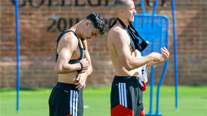 Nagelsmann zieht wieder an: „Jede Sekunde nutzen“ „Hart trainieren“ ist auch im Turnier wichtig: Aleksandar Pavlovic (l) und Waldemar Anton auf dem Trainingsplatz in Winston-Salem. (Archivbild)