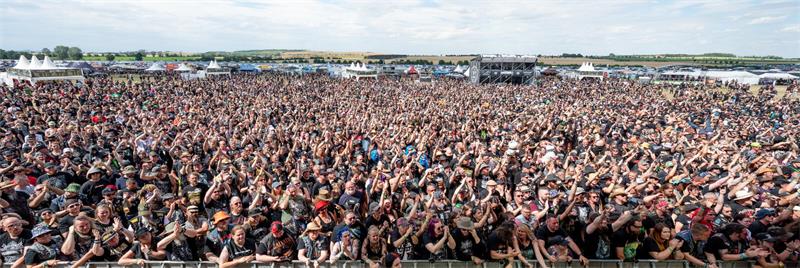 Harte Klänge und 25.000 Fans beim Rockharz