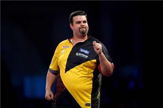 Hat bei der Darts-WM in London die dritte Runde erreicht: Gabriel Clemens.