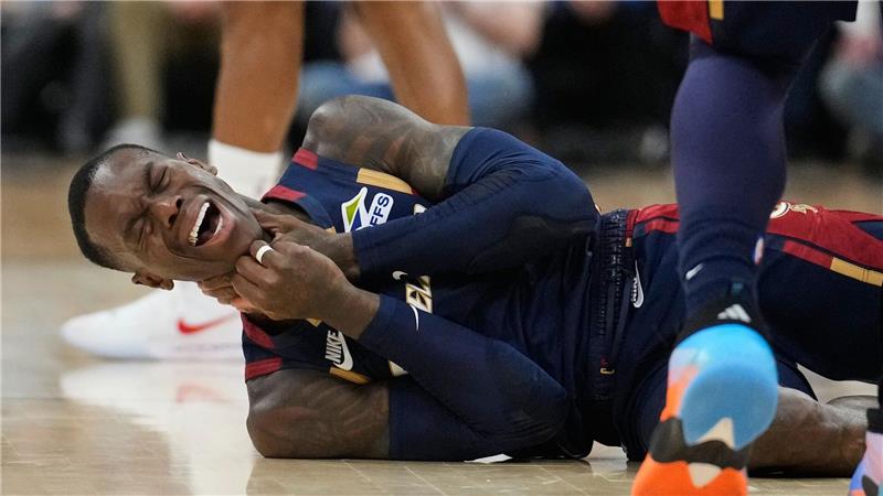 NBA: Oklahoma stürmt weiter durch die Playoffs Hat in seiner Serie hart zu kämpfen: Dennis Schröder und die Cleveland Cavaliers verkürzen gegen Detroit.