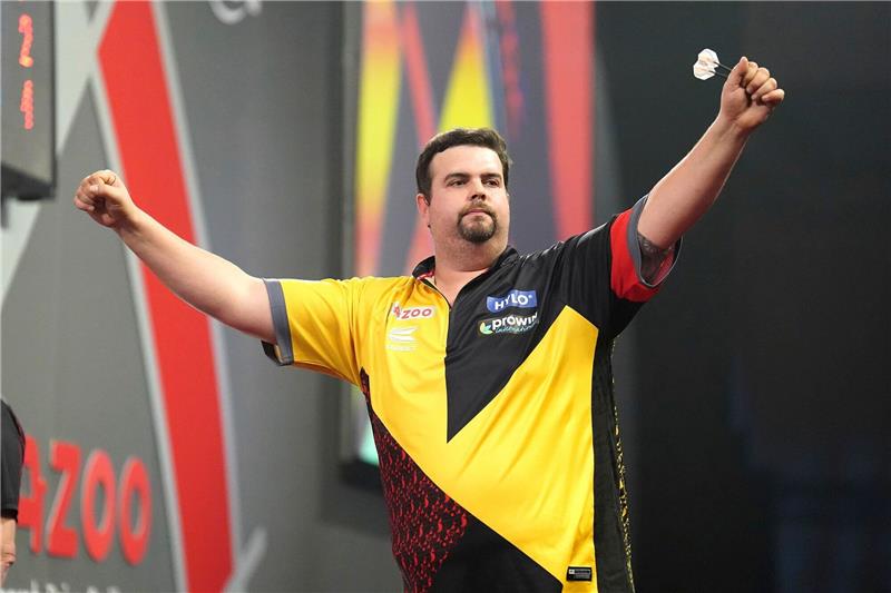 Lisa, Saarland, Schweißgerät: Der Kosmos von Gabriel Clemens Hat sich bei der Darts-WM ins Halbfinale gespielt: Gabriel Clemens.