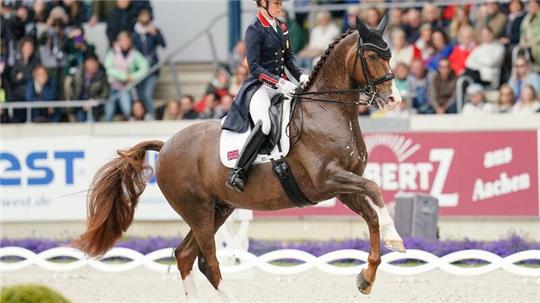 Hat sich für unangemessenes Verhalten entschuldigt: Charlotte Dujardin.