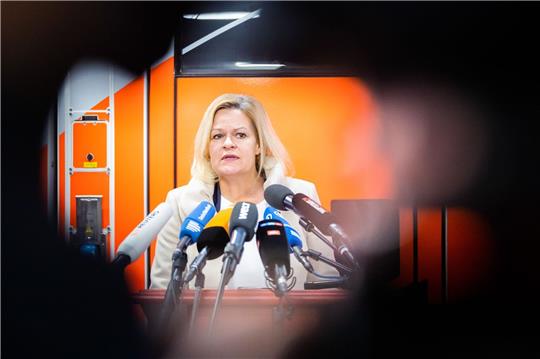 Hatte sich bereits vor den Silvester-Ausschreitungen für eine Verschärfung des Waffenrechts ausgesprochen: Nancy Faeser.