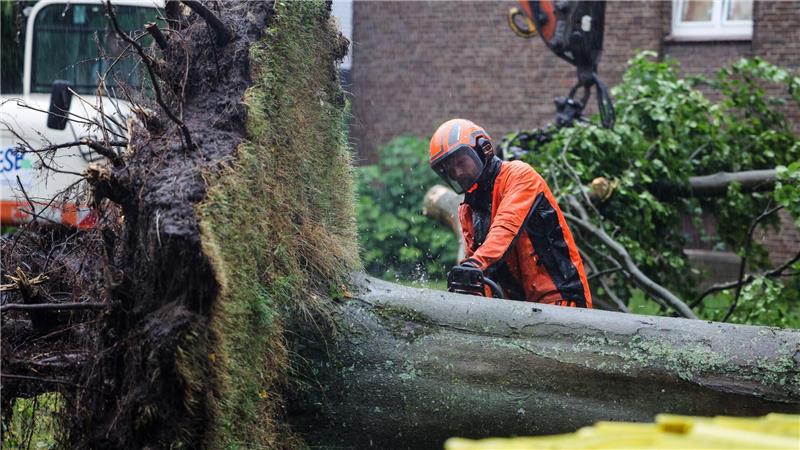 Heißester Tag des Jahres - Unwetter beenden die Hitzewelle Heftige Unwetter gab es im Westen Deutschlands.
