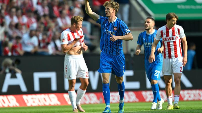 Heidenheims Hoffnung aufs Wunder lebt: 3:1 in Köln Heidenheims Jan Schöppner entschied mit seinen Toren die Partie.