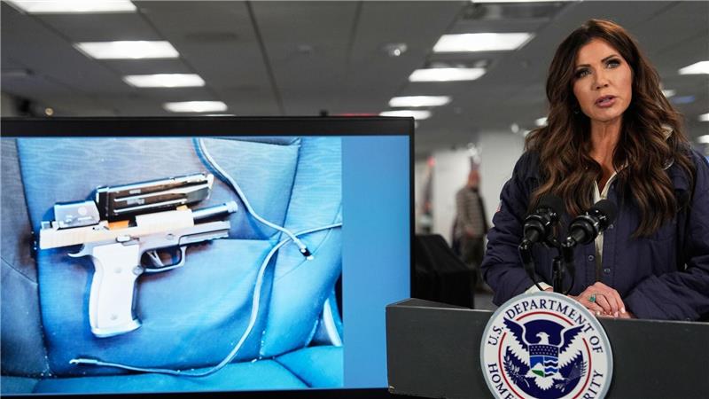 Tödliche Schüsse in Minneapolis schüren Zorn auf Trump Heimatschutzministerin Noem behauptet, die ICE-Beamten hätten in Notwehr gehandelt.