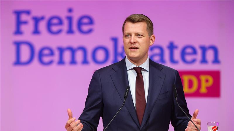 Henning Höne fordert für ein Comeback der FDP eine geschlossene Partei.