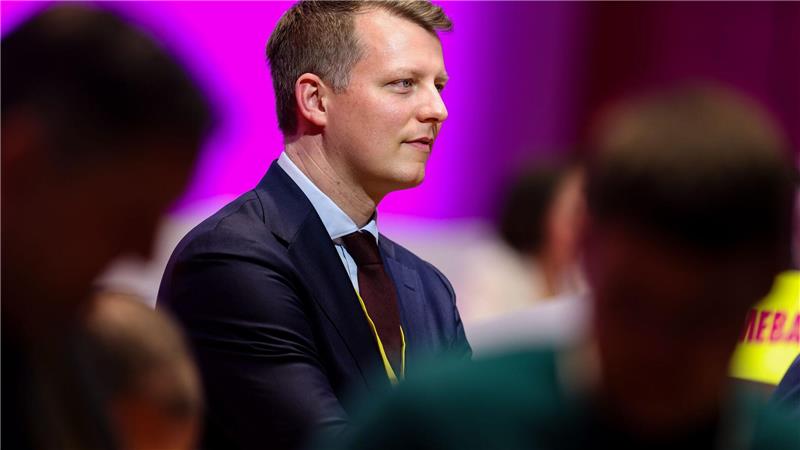 Henning Höne setzt nicht auf schrille Töne.