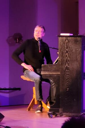 Henning Schmidtke.