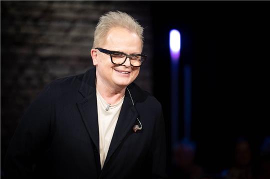 Herbert Grönemeyer nutzt seine Zeit am Wochenende gerne zum Träumen und Schlafen.