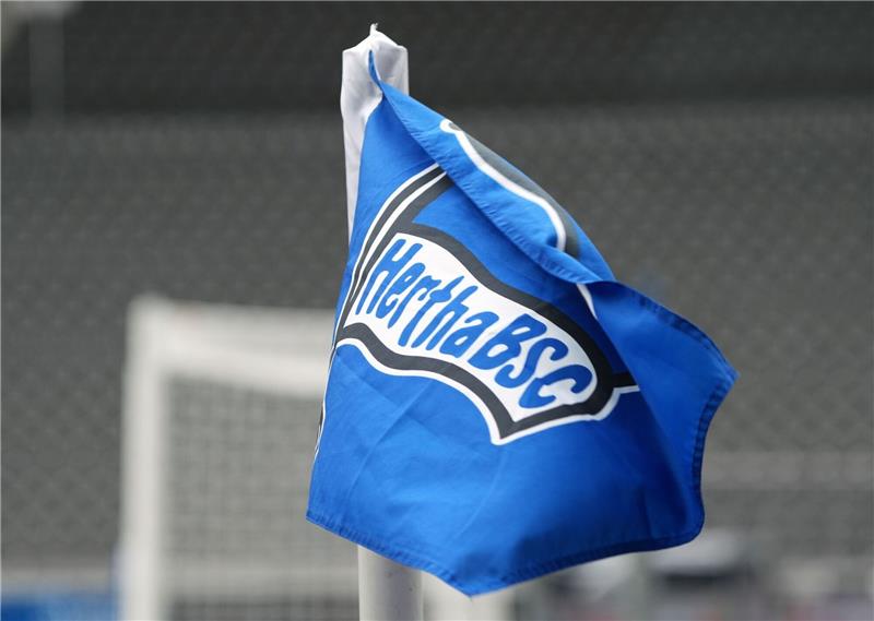 Bericht: Hertha verpflichtet Augsburger Kaderplaner Pauls Hertha BSC verpflichtet einem Bericht zufolge den Kaderplaner vom FC Augsburg.