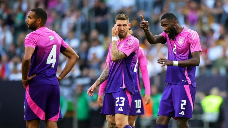 Rüdiger und Tah: Deutschland hat doch „Verteidigungsmonster“ Hielten erstmals seit 2016 bei einem großen Turnier für Deutschland die Null: Jonathan Tah (l) und Antonio Rüdiger (r).
