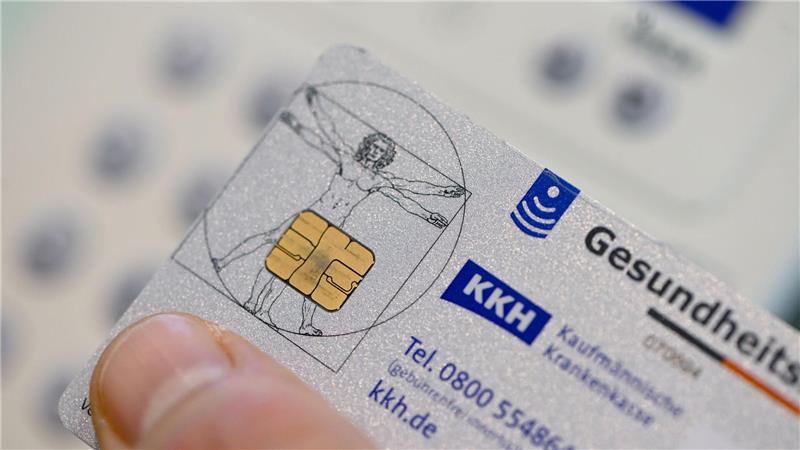 Hier können Rezepte gespeichert werden: Elektronische Gesundheitskarte. (Archivbild)
