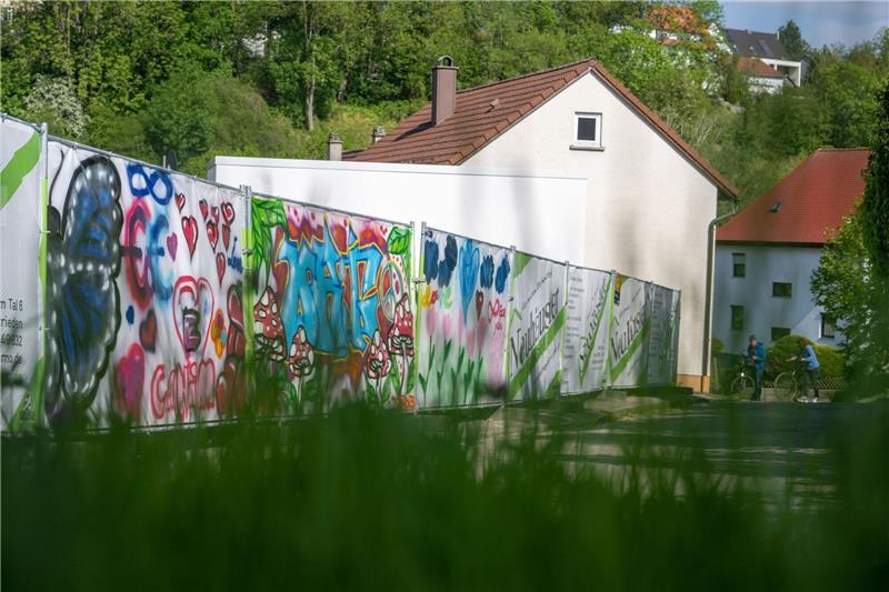Illerkirchberg und der Wunsch nach Ruhe Hier stand einst eine Flüchtlingsunterkunft. Vor dieser soll ein Asylbewerber aus Eritrea zwei Mädchen mit einem Messer attackiert haben.