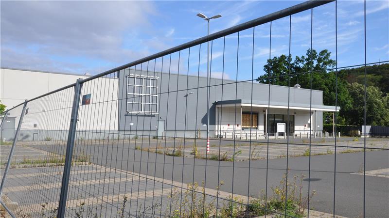 Hier zieht Edeka ein: Der Markt, in dem bis Ende April 2024 Kaufland angesiedelt war, soll schon bald wieder an den Start gehen.