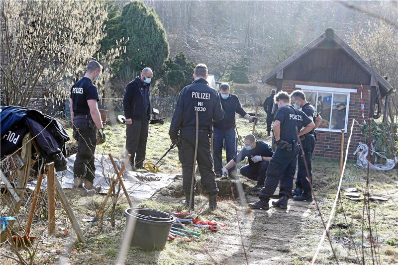 Hinsichtlich des tödlichen Schusses in einer Kleingartenanlage am 30. Dezember 2020 in Seesen hat die Staatsanwaltschaft vor Kurzem Anklage erhoben. Ermittler hatten die Parzelle mehrfach in Augenschein genommen.  Foto: GZ-Achiv