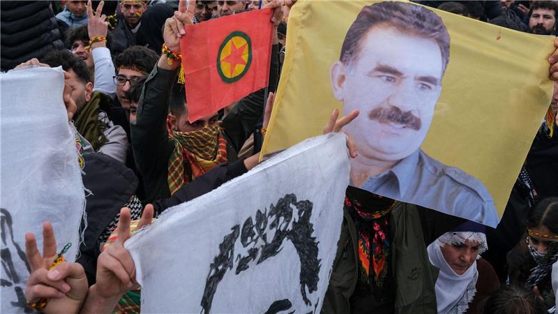 Endet mit PKK-Auflösung der Kurdenkonflikt in der Türkei? Historische Erklärung: Die PKK hat ihre Auflösung verkündet.
