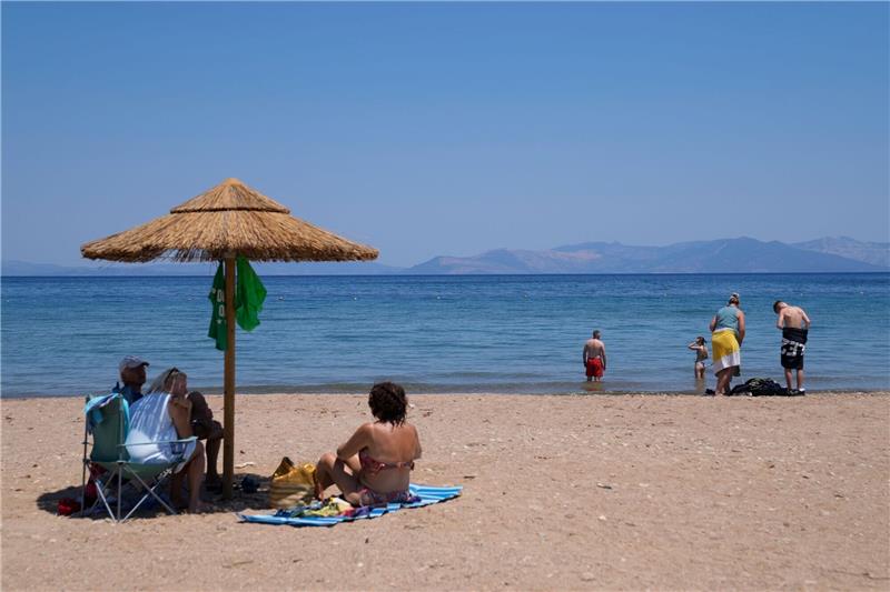 Schweden statt Rhodos: Verändern Hitzesommer den Tourismus? Hitzewellen und Waldbrände: Beeinflusst der Klimawandel künftig die Wahl des Reiseziels?