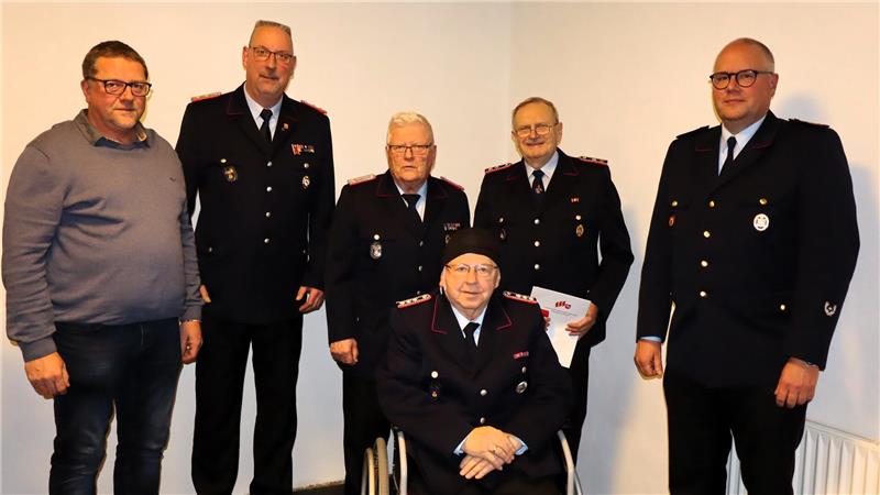 Liebenburger Feuerwehr wird 100: Warum es keine Feier gibt Geehrte Feuerwehrkameraden
