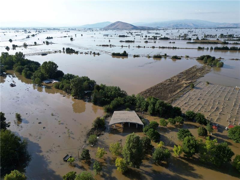 Flut in Griechenland: Regionen weiterhin ohne Strom Hochwasser und Schlamm prägen die überfluteten Gebiete in Mittelgriechenland.
