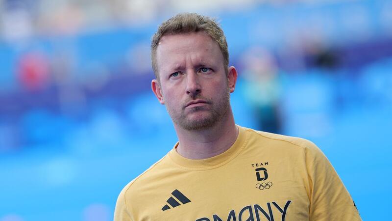 Hockey-Zoff wirkt nach: „Größere Schande gibt es nicht“ Hockey-Bundestrainer André Henning will die Sache auf sich beruhen lassen.