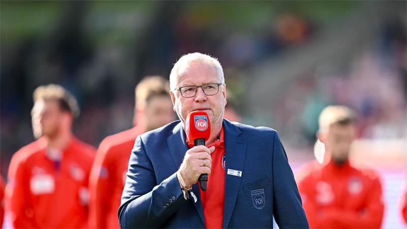 Abschiedssaison in Heidenheim? Das sagt Frank Schmidt Holger Sanwald hofft, dass Frank Schmidt doch noch länger bleibt. (Archivbild)