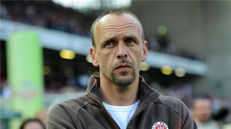 Comeback im Fußball: Stanislawski wird Drochtersen-Berater Holger Stanislawski beim FC St. Pauli. (Archivbild)