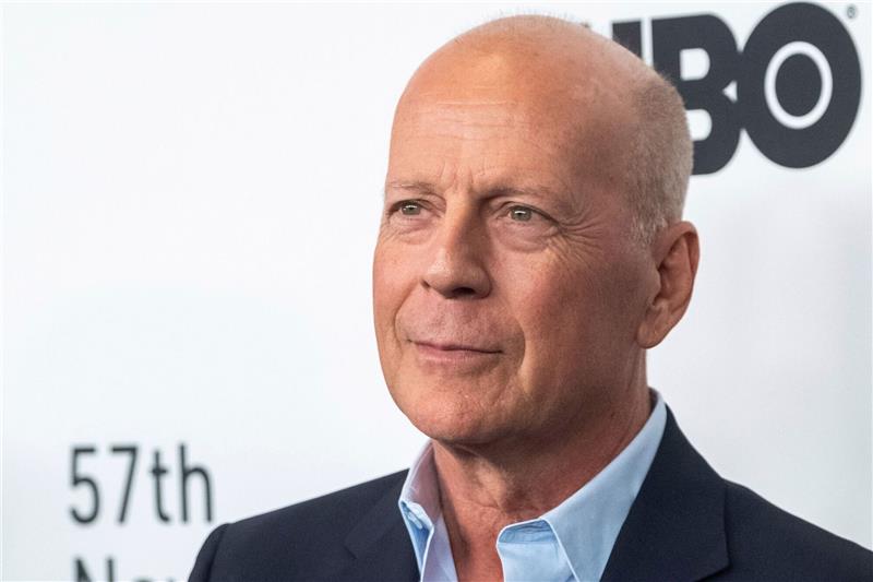 Bruce Willis' Ehefrau spricht über Demenz des Stars Hollywood-Star Bruce Willis ist nach Angaben seiner Familie an frontotemporaler Demenz erkrankt.