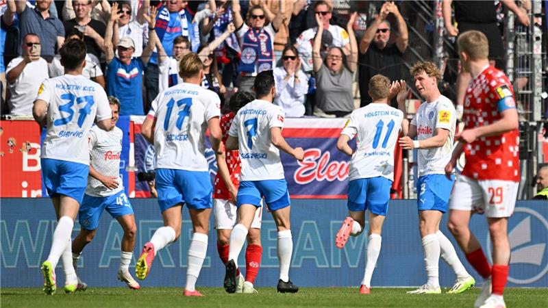 Kein Sieger im Duell Mainz gegen Kiel Holstein Kiel konnte die Führung in Mainz nicht über die Zeit retten.