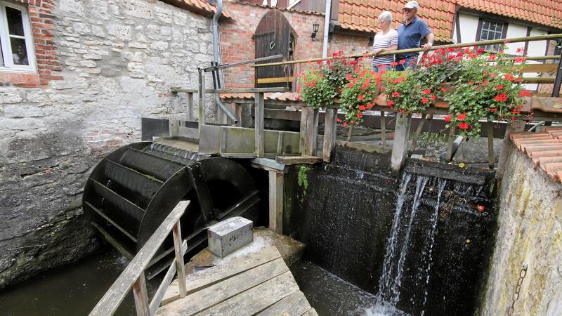 Hornburger Idylle beim Tag des offenen Denkmals an der Mühlen-Ilse, die an der Hagenmühle plätschert.